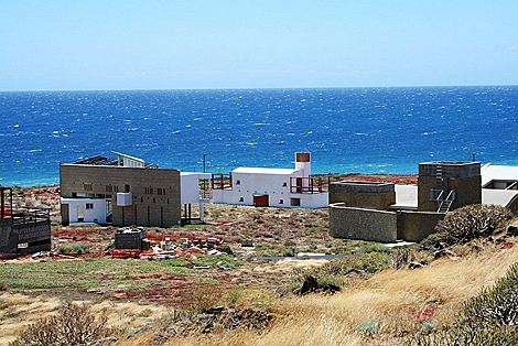 Vista de varias viviendas del poblado climtico durante su construccin. | ITER