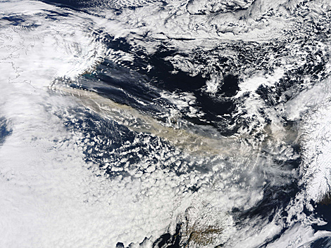 Imagen de satlite captada por la NASA sobre la zona afectada por la ceniza del volcn.
