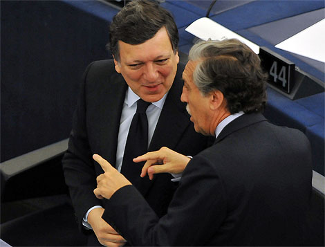 Duro Barroso escucha a Lpez Garrido en el PE en Estrasburgo. | Afp