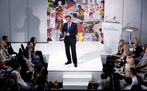 El lder 'tory', David Cameron, durante un discurso en la Academia de Diseo de Londres. | EFE