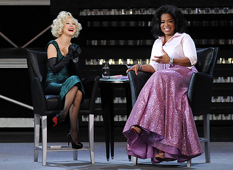 Aguilera re durante el programa de Oprah Winfrey. | Ap
