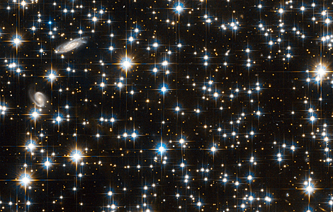 Ampliacin de la regin central de NGC 6791, tomada con el Hubble. | CSIC