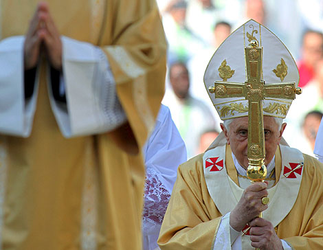 El Papa Benedicto XVI, en la misa ofrecida hoy. | Efe
