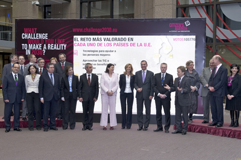 Garmendia, en el centro, con sus homólogos europeos en Bruselas. | Ministerio de Ciencia e Innovación.