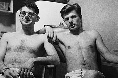 Allen Ginsberg y Peter Orlovsky, en los aos 50. | Getty