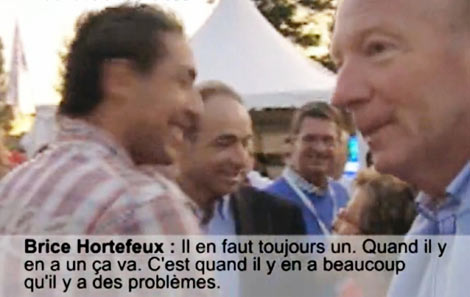 Imagen del vdeo grabado al ministro con su compaero magreb de partido, publicado por Le Monde. | Afp