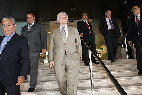 El presidente de Cierval, Rafael Ferrando, junto a otros consejeros de Bancaja | Jos Cullar