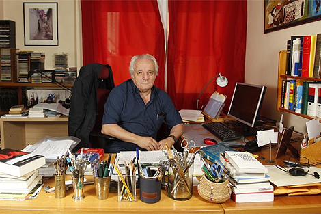 El escritor Javier Reverte. | Sergio Gonzlez