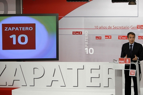 Rodrguez Zapatero, durante su intervencin en la sede del PSOE. | A. di Lolli