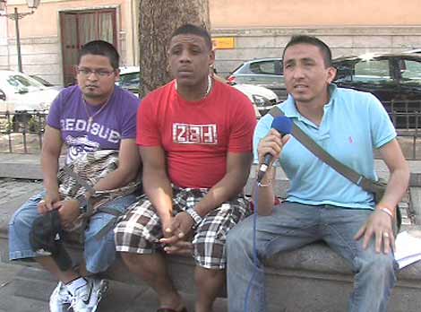 Tres de los trabajadores que han denunciado las irregularidades
