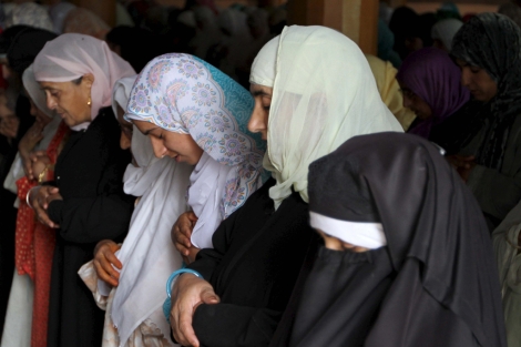 Mujeres musulmanas en la mezquita | EFE