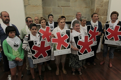 Familiares de presos de ETA reclaman la liberacin de los reclusos enfermos. | I. Andrs