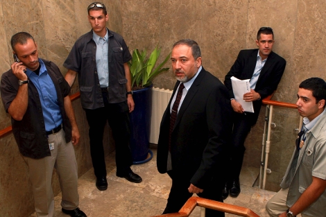 Lieberman llega a la reunin del gabinete este domingo. | EFE