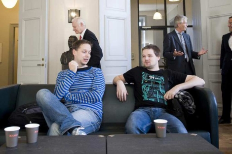 Fredrik Neij y Peter Sunde en la Corte de Apelacin de Svea. | Afp