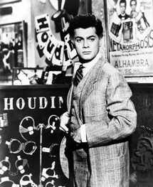 Tony Curtis, en 1953 en 'Houdini', | Ap.
