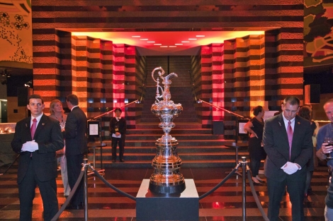 El trofeo de la Copa Amrica, durante su reciente visita al museo MOMA de San Francisco. | BOR