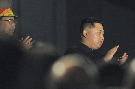 Primera aparicin de Kim Jong-un, hoy, durante un evento cultural o 'juego de masas". | Reuters