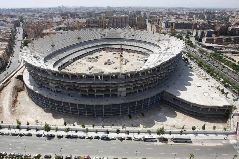 Las obras del futuro estadio del Valencia, paralizadas. | Benito Pajares