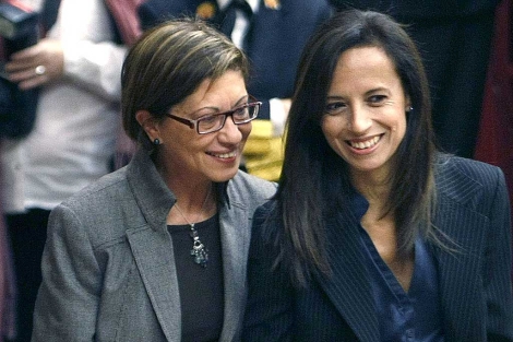 Dos ministos que salen, Elena Espinosa y Beatriz Corredor. | Efe