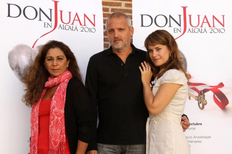 Lolita Flores, Jordi Rebelln y Ana Santos-Olmo.