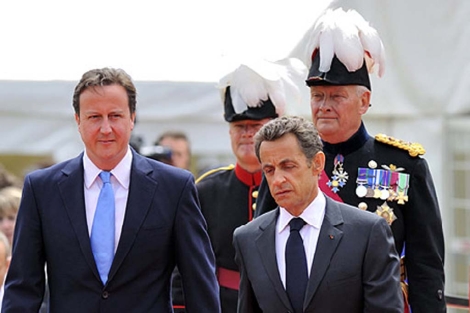 Cameron y Sarkozy en Reino Unido el pasado junio. | Reuters