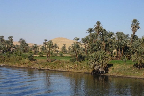 Ribera del ro Nilo, en Egipto