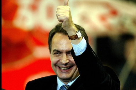 Zapatero, en un mitin de las elecciones de 2004.