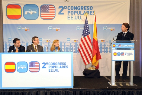 Aznar, durante la ceremonia de clausura del II Congreso del PP en EEUU. | Efe