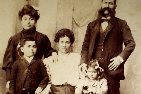 Don Francisco de Paula Moncayo y sus descendientes.