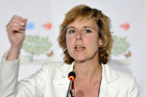 La comisaria europea Connie Hedegaard, durante su rueda de prensa en Cancn. | Efe