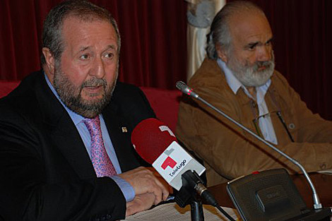 Jos Lpez Orozco, alcalde de Lugo, en una rueda de prensa el pasado septiembre. | S. P.
