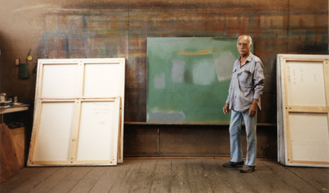 El pintor segoviano, en su estudio.