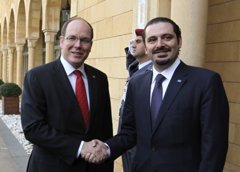 Alberto de Mnaco (izqda.) con el libans Saad Hariri en Beirut. | AP