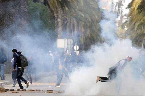 La violencia continúa en las calles de Túnez. | Afp