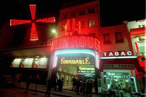 Foto de archivo de la entrada de 'Le Moulin Rouge' en Paris. | Epa