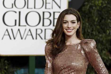La actriz Anne Hathaway en la pasada gala de los Glosbos de Oro. | Ap Photo