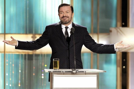 Ricky Gervais presentando la gala de los Globos de Oro (Foto: Reuters)