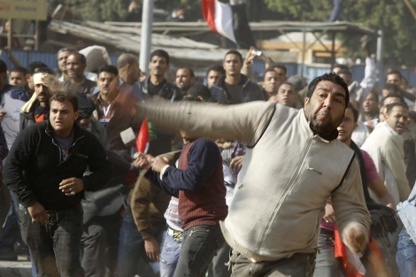 Disturbios en las calles de El Cairo. | Foto: AP