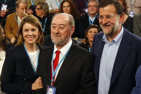 De Lorenzo, arropado por Cospedal y Rajoy en la convencin de Sevilla. | PP