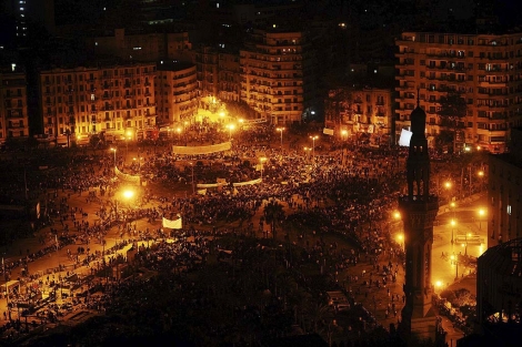 Detractores del régimen reunidos por décima noche consecutiva en El Cairo. | Efe