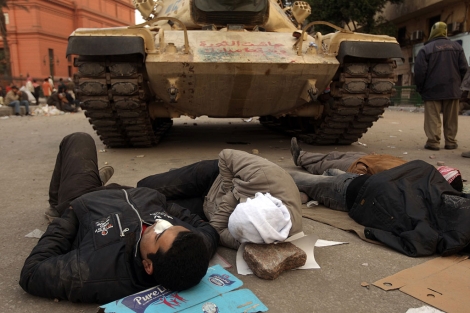 Cientos de heridos en la revuelta por la democracia en Egipto. | Afp