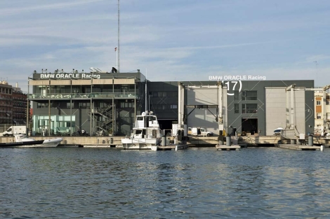 La antigua base del BMW Oracle Racing en el puerto de Valencia. | Gilles Martin-Raget