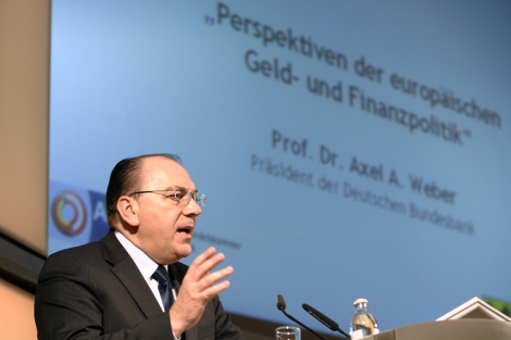 El presidente del Bundesbank alemn durante su intervencin en el foro econmico alemn. | Hans Punz