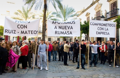 Trabajadores de Garvey se manifiestan en apoyo a Ruiz Mateos. | Jos F. Ferrer