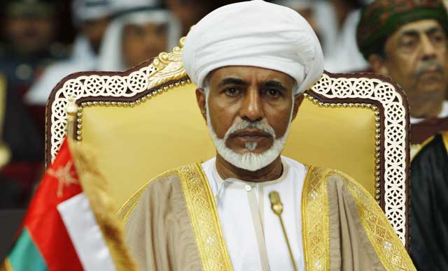 El sultán Qabus de Omán en una reunión en Doha en 2007. | Reuters