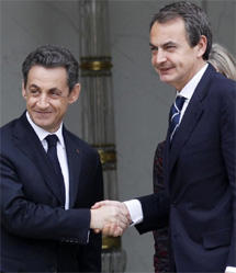 Zapatero, a su llegada. | AP