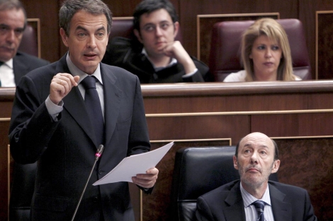 Jose Luis Rodríguez Zapatero durante la sesión de control al Gobierno. | Efe