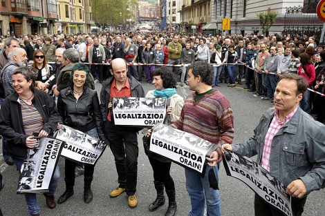 Los representantes de Sortu, en la manifestacin del pasado sbado. | Reuters