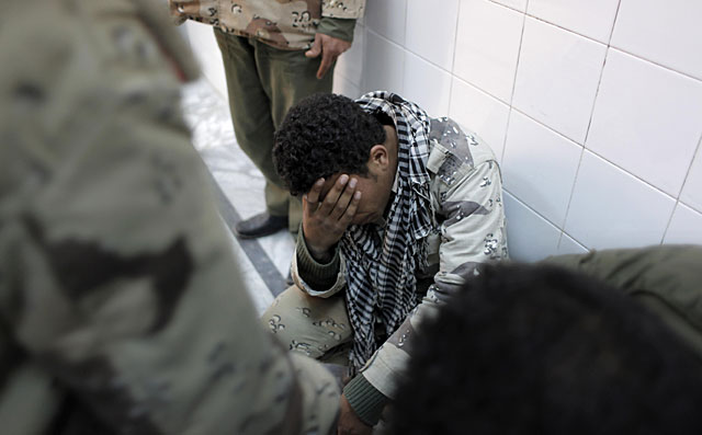 Rebeldes libios en un hospital de Ajadbiya. | AP
