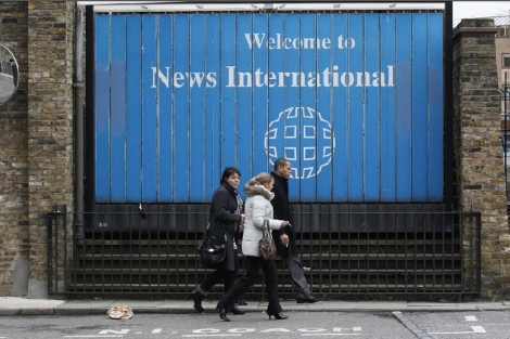 La sede de News International, editores de 'News of the World', en Londres. (Foto: Reuters)